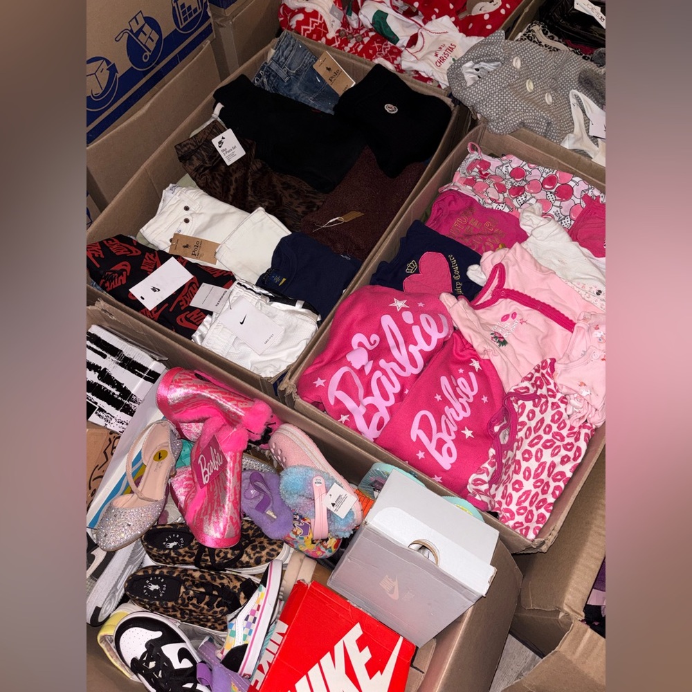 PRICE: $5500 - MASSIVE 700 PIECE BABY/TODDLERS/BIG KIDS RESELLER BUNDLE